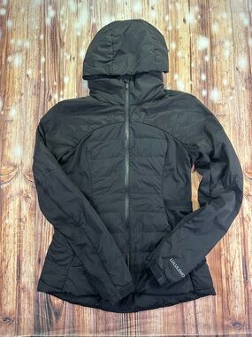 Lululemon Athletica Down for It All Black Puffer Jacket Size 8